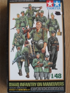 TAMIYA 1/48 32530 GERMAN INFANTRY ON MANOUVERS